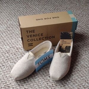 TOMS Cream Slip-On Shoes